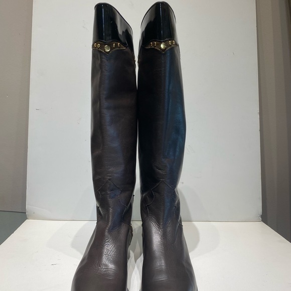 Brunella brown knee hi flat boot with details - Picture 3 of 4